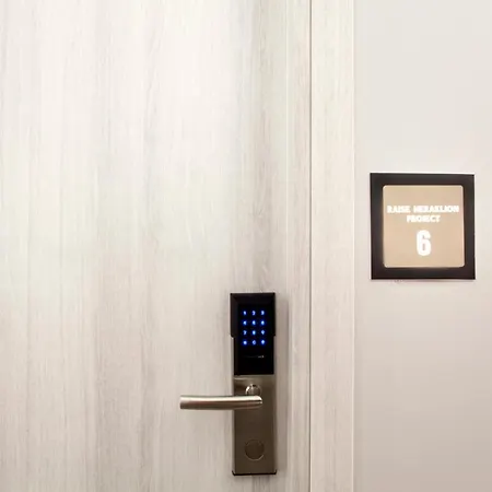 Apartament Raise The Project *